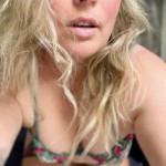 TheNaughtyHousewife