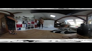 Ładna victoria pure 3D VR 360 za kulisami z sesji zdjęciowej przed masturbacją dildo