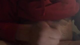 Jerking to porn and nuting again 
