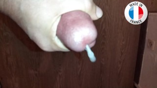 フランからのHot Guy、官能的な巨根手コキ、うめき声。-Bucero-4K