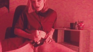 Pegging/Fantasy JOI Mamuśka nosi Strap-On I Bierze Swoją Zabawkę W Dupę.