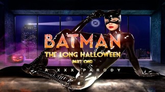 Kylie Rocket als CATWOMAN weet hoe ze BATMAN coöperatief moet maken in DE LANGE HALLOWEEN XXX VR Porno