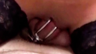 INTENSIV Ficken mit Keuschheitsgürtel, um den Cuckold zu verzweifeln