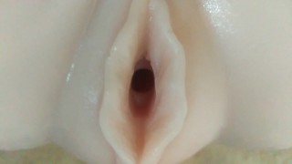 Belle chatte son petit ami dans le parc - poupée sexuelle
