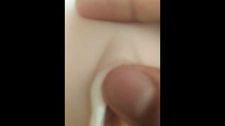 se masturber le clitoris - poupée sexuelle