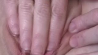 Boire du sperme avec cette dame mature