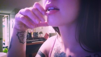 4 Fetiš na rty, kouření, ústa, piercing a rtěnky (multi)