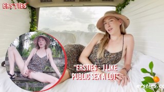 Ersties - Calda bionda si masturba in un luogo pubblico