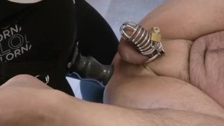 Mungitura con pompa E-stim dopo l'ancoraggio