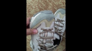Sperma GF's Skechers