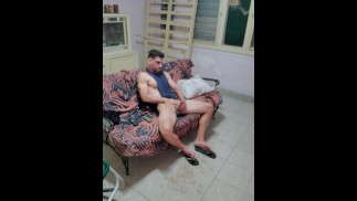 Scrambled1994 - Paja mientras ve su escena porno favorita