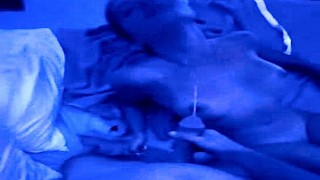 プールサイドでのHotセックス|私の巨根と彼女のハメ撮り全体に巨大なザーメンで彼女を粉砕しました
