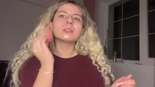 Maak je klaar met me terwijl ik scheten laat aflevering 2 (volledige clip op mijn officiële pagina)