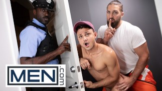 Odnaleźć swoją więzienną sukę / MEN / Chuck Conrad, Enzo Muller