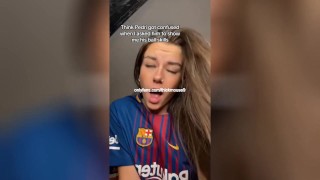 Неудача с йогой британского подростка: случайная вспышка киски!