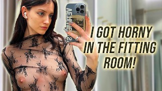 Try On Haul - ¡Me puse cachonda mientras me probé ropa transparente en el probador!