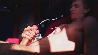 Škubání mého nesestříhaného 8 palcového kohouta na Nice Sunny Day těší se z dobrého bating session double cum