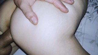Masturbatie en passieseks met magere vrouw