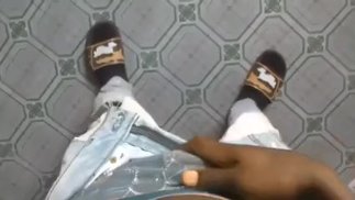 彼のハードコックのイケメン少年ドライこぶ