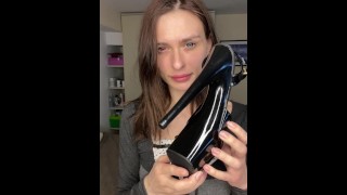 Lamba meu sapato, Foot Worship - Mistress látex Fetish POV