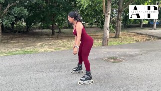 Latina Skater Meisje Wordt Geneukt Na Workout – Echt Amateur Koppel met Passie (Juni 2025)